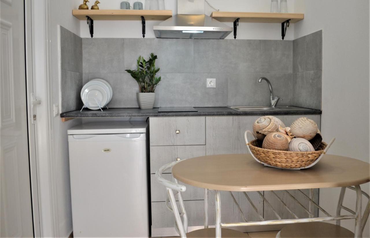 Hotel Kastro Skiathos Town Bagian luar foto