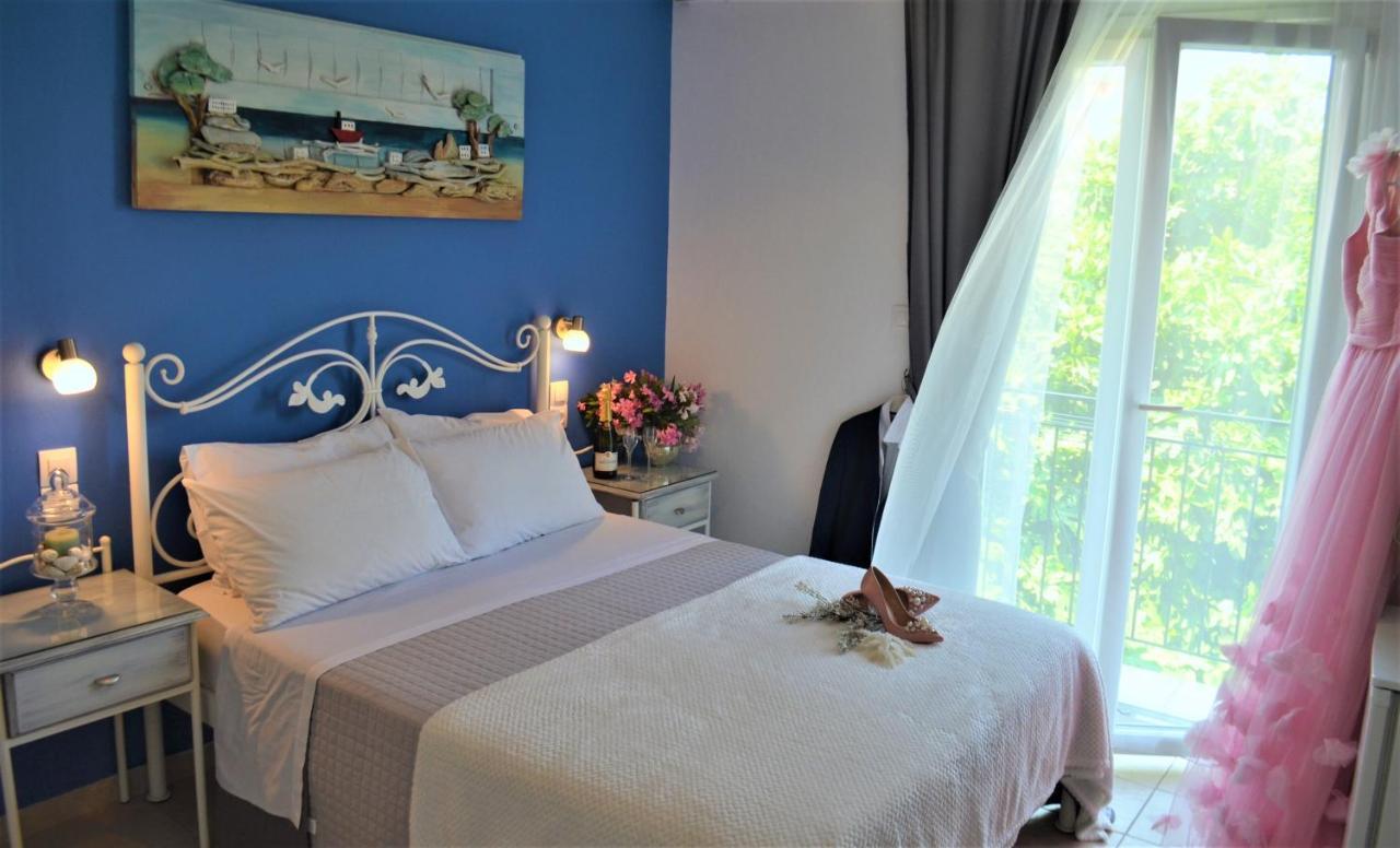 Hotel Kastro Skiathos Town Bagian luar foto