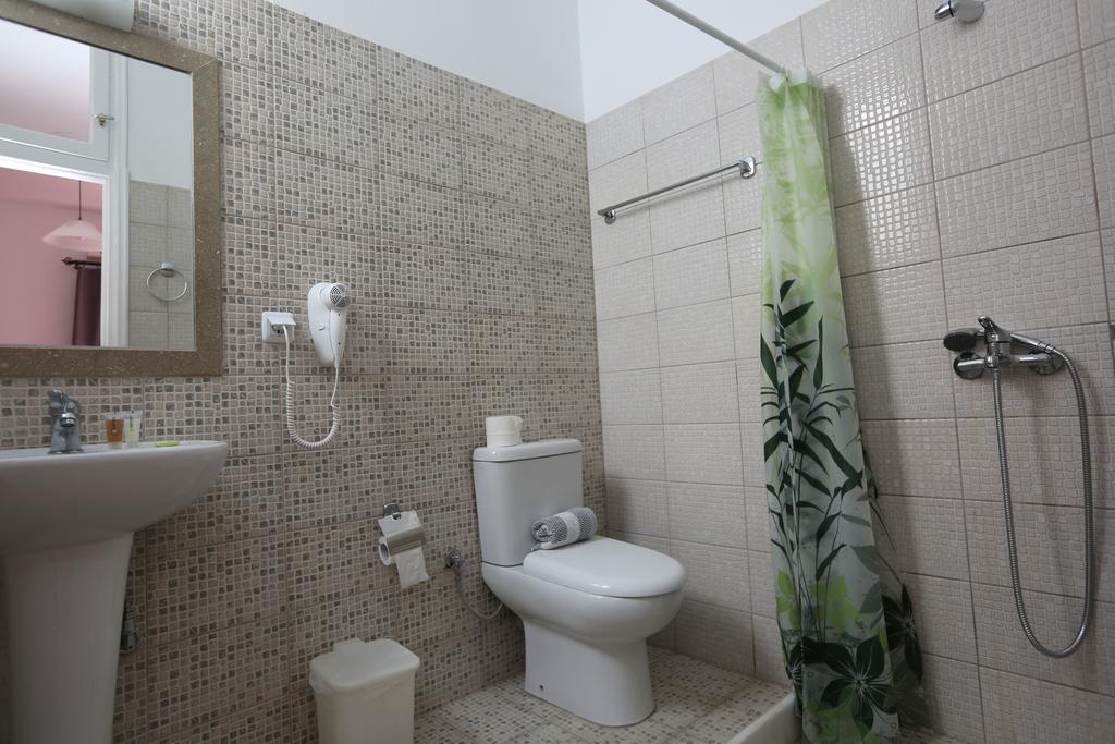 Hotel Kastro Skiathos Town Bagian luar foto